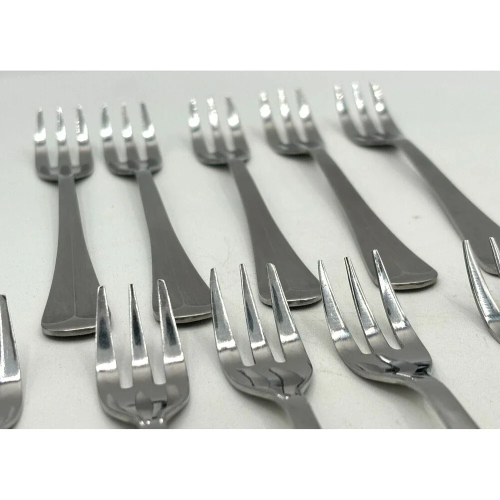 Washington Forge Spirit of American Coctail/Seafood/Appetizer Forks Korea Qty 11